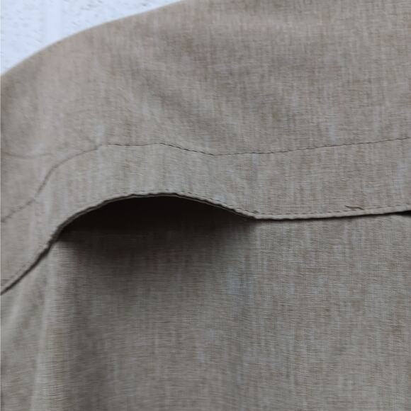 ZeroXposur Trail series men's large tan Button up short sleeve top - Picture 5 of 7